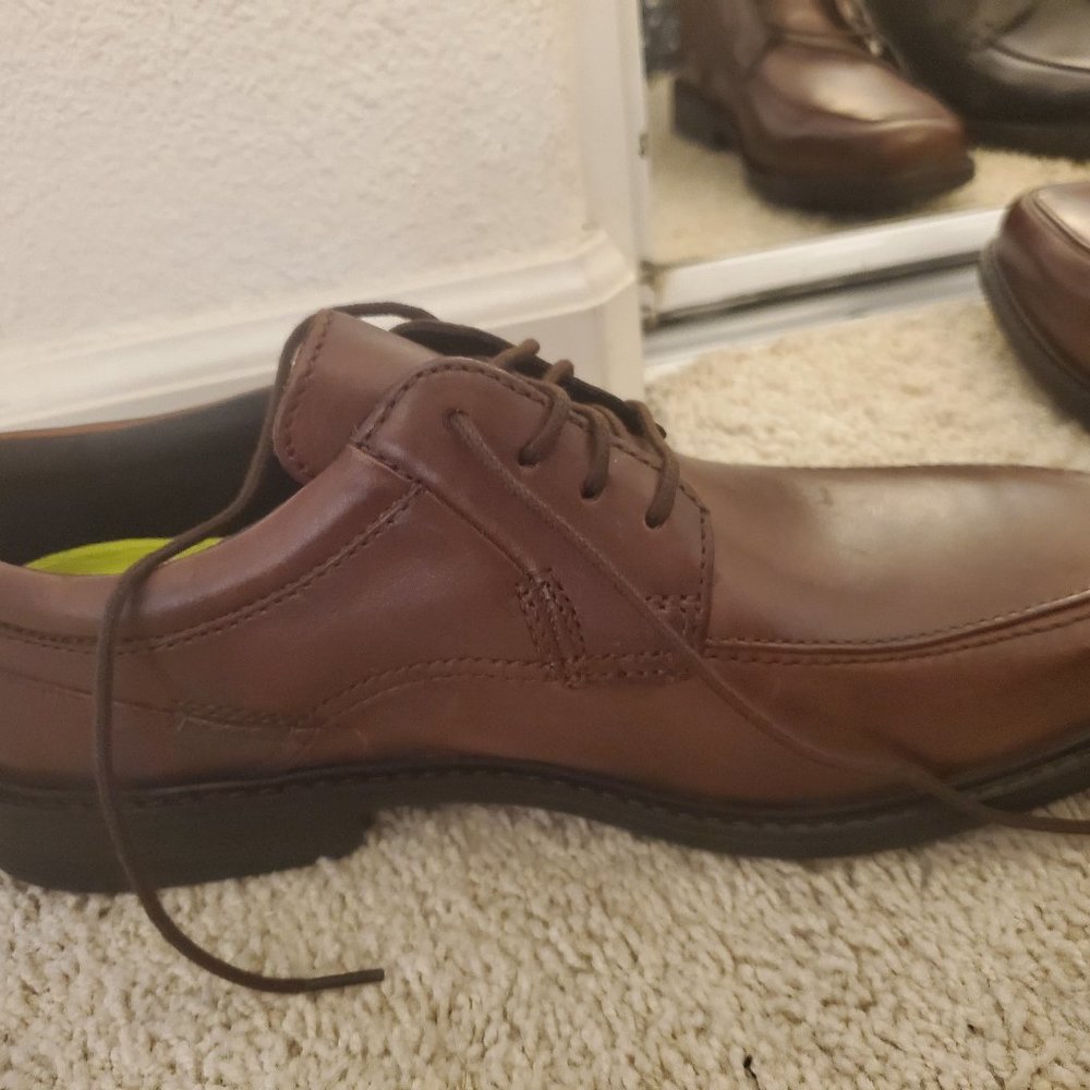 Clark men dress shoes